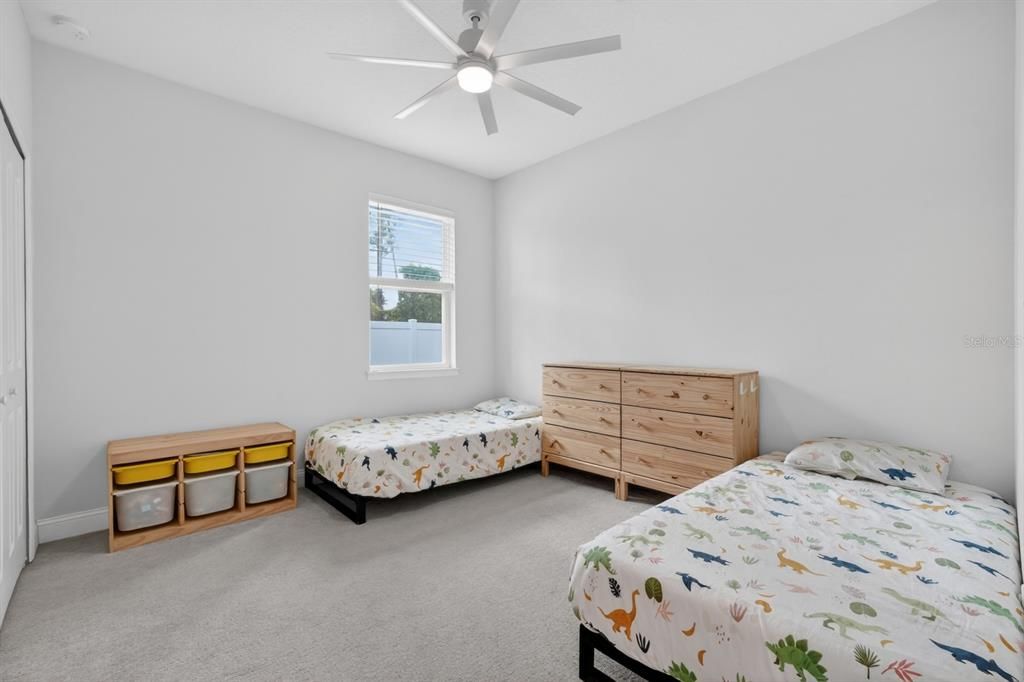 For Sale: $549,000 (4 beds, 3 baths, 2381 Square Feet)