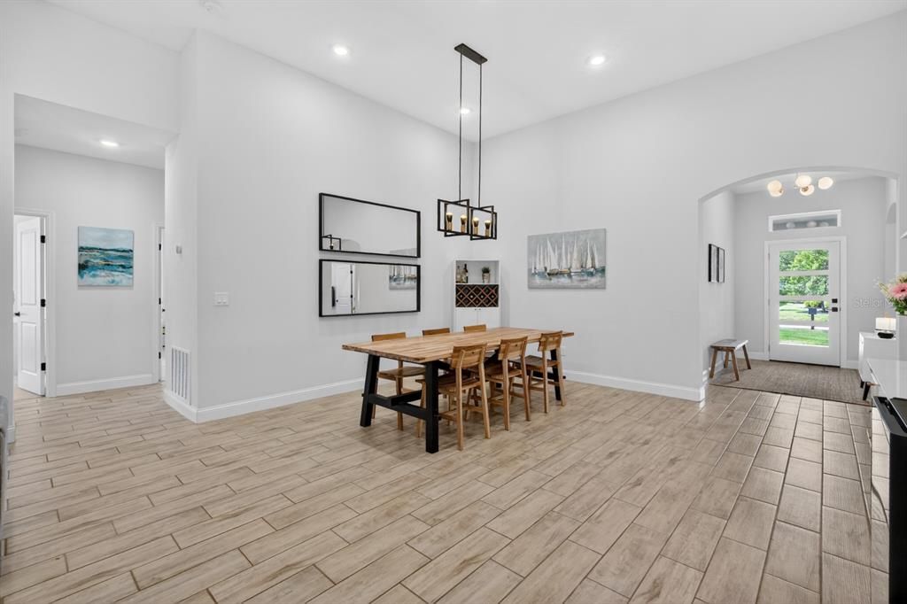 For Sale: $549,000 (4 beds, 3 baths, 2381 Square Feet)