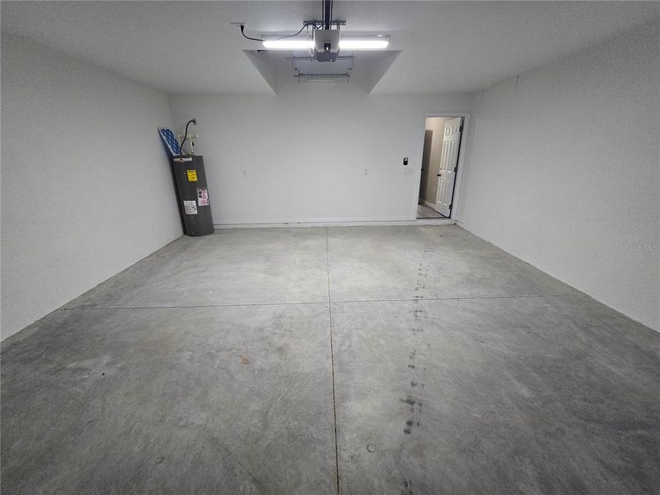 For Sale: $255,000 (3 beds, 2 baths, 1380 Square Feet)