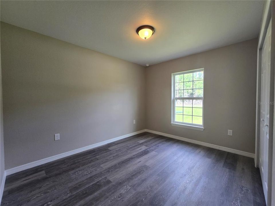 For Sale: $255,000 (3 beds, 2 baths, 1380 Square Feet)