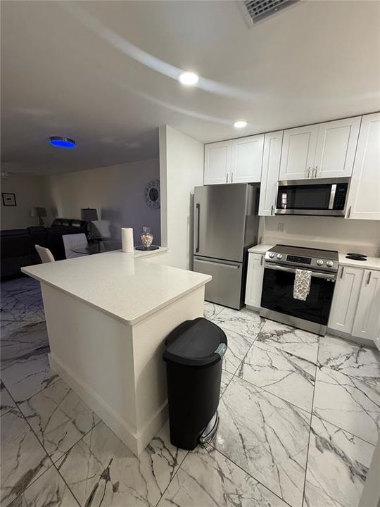 For Sale: $549,000 (6 beds, 0 baths, 2060 Square Feet)