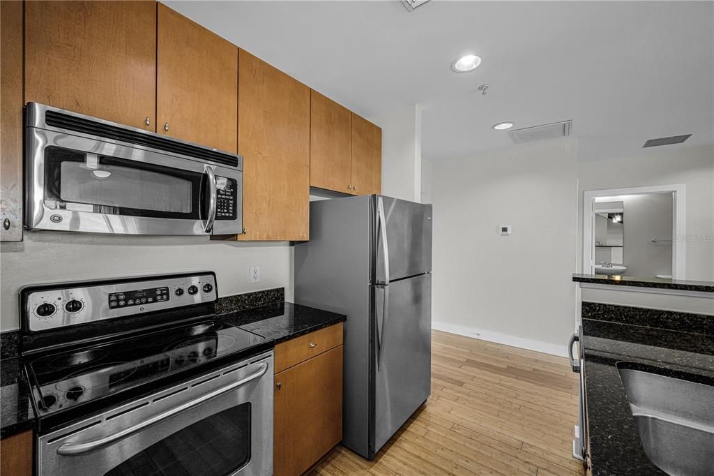 For Rent: $3,300 (2 beds, 2 baths, 1367 Square Feet)