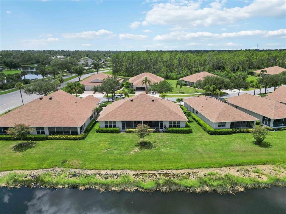 For Sale: $244,999 (2 beds, 2 baths, 1448 Square Feet)