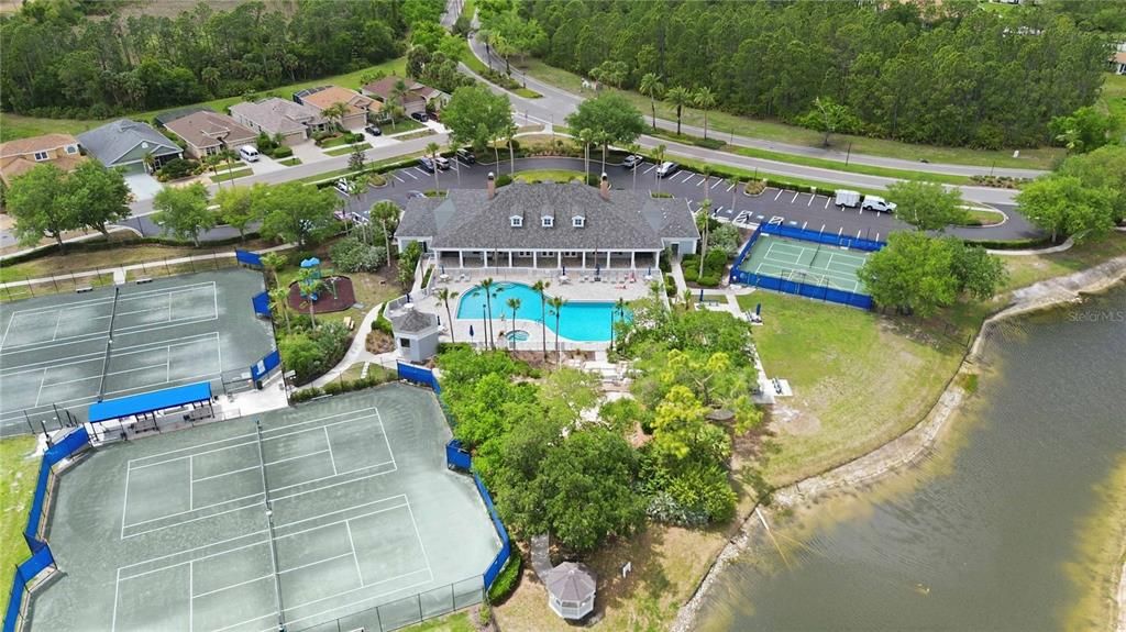 For Sale: $244,999 (2 beds, 2 baths, 1448 Square Feet)