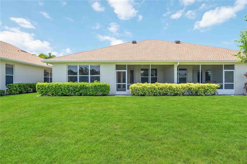 For Sale: $244,999 (2 beds, 2 baths, 1448 Square Feet)