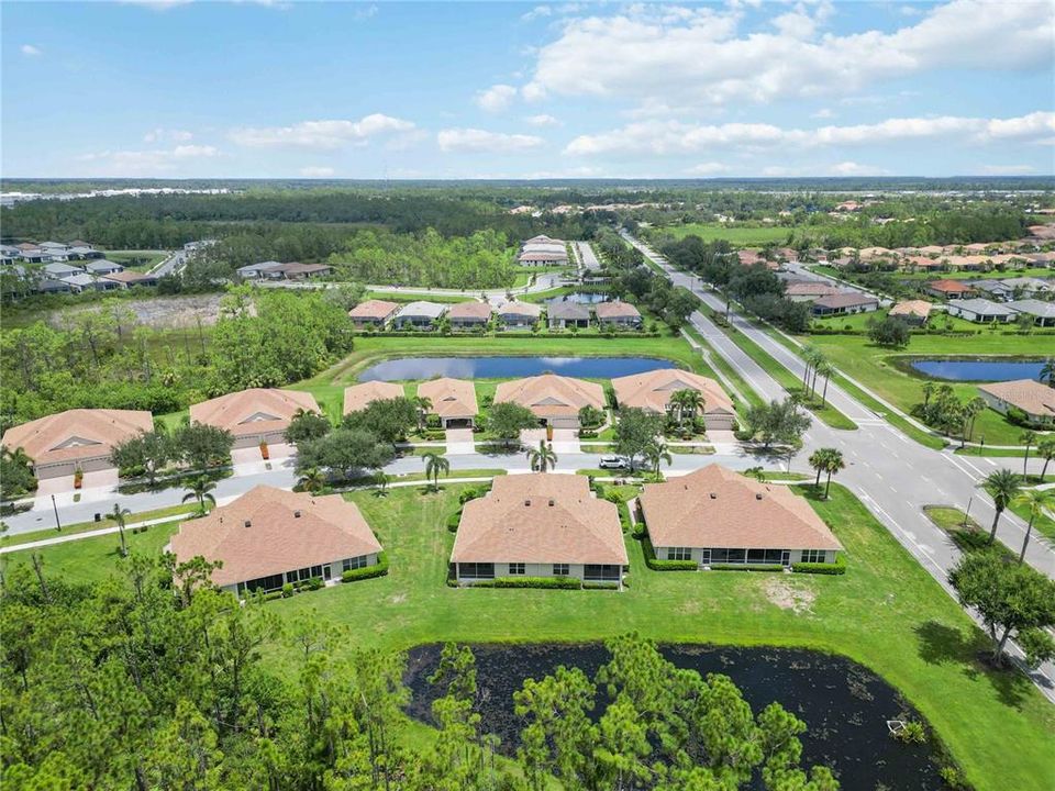 For Sale: $244,999 (2 beds, 2 baths, 1448 Square Feet)