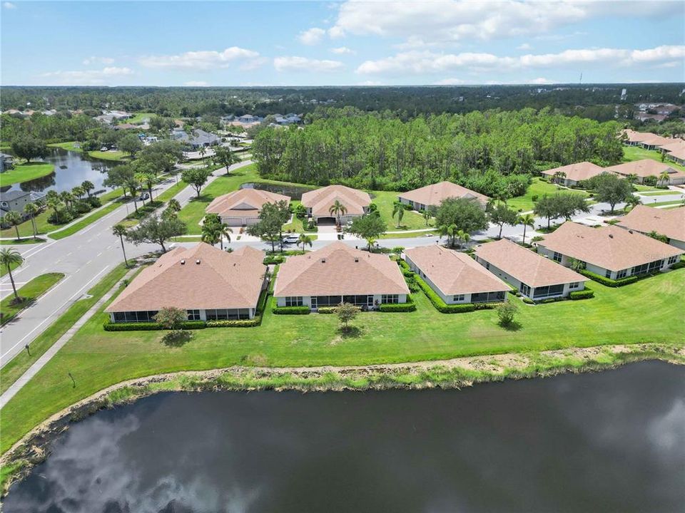 For Sale: $244,999 (2 beds, 2 baths, 1448 Square Feet)