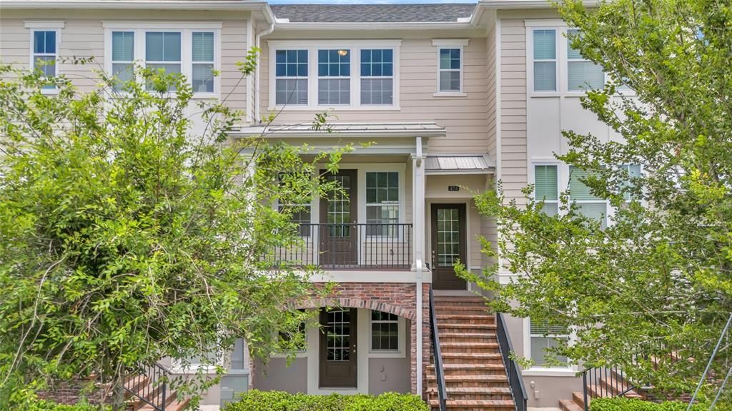 For Sale: $399,000 (3 beds, 3 baths, 1742 Square Feet)