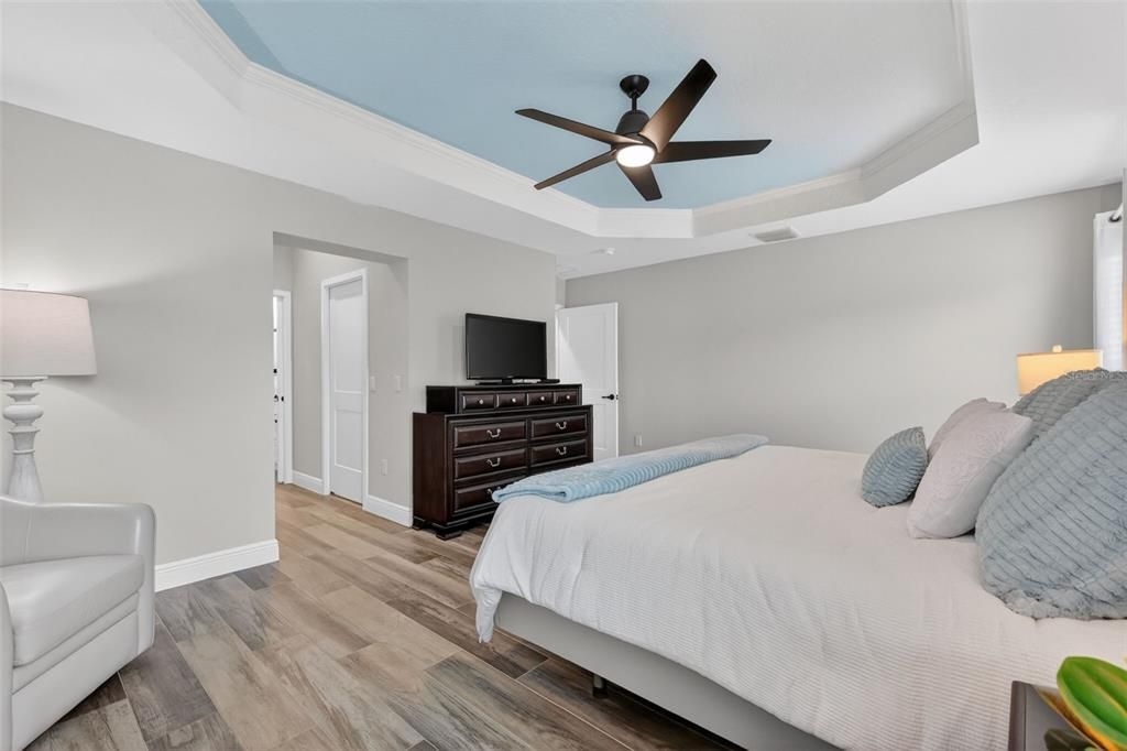 For Sale: $625,000 (3 beds, 2 baths, 2060 Square Feet)