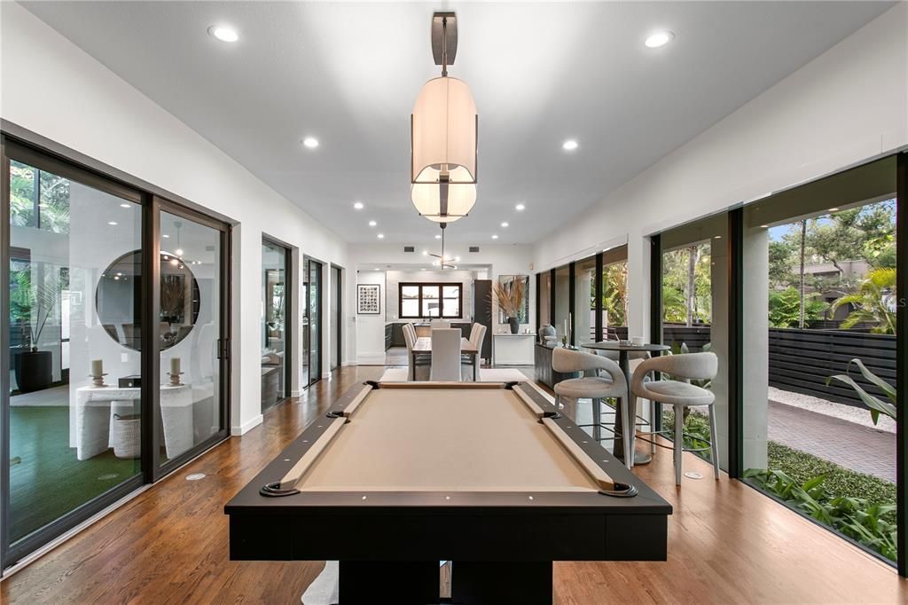 En Venta: $3,199,000 (6 camas, 3 baños, 4551 Pies cuadrados)
