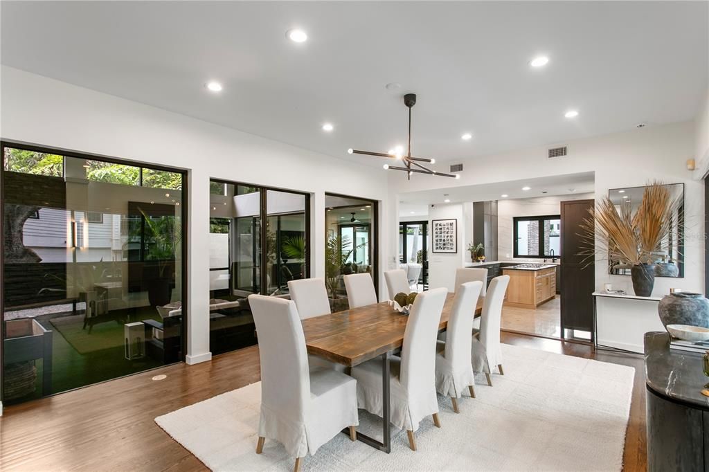 En Venta: $3,199,000 (6 camas, 3 baños, 4551 Pies cuadrados)