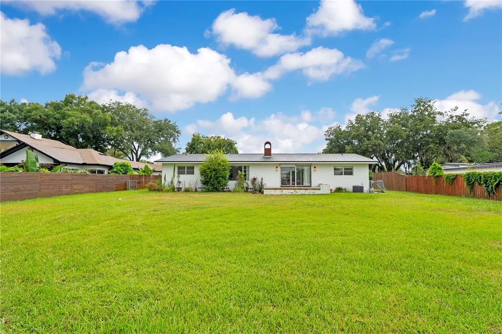 For Sale: $624,900 (5 beds, 3 baths, 2093 Square Feet)