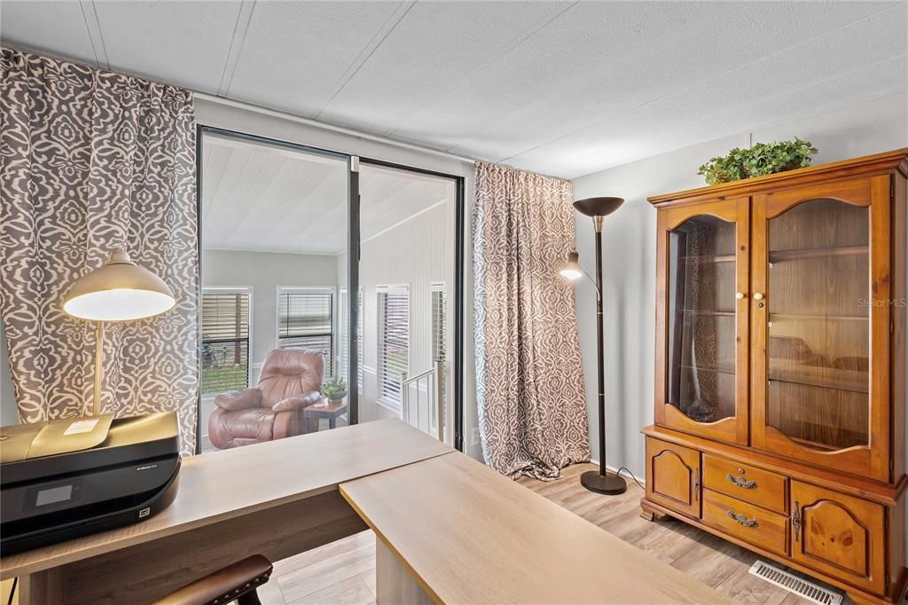 En Venta: $149,900 (2 camas, 2 baños, 1008 Pies cuadrados)