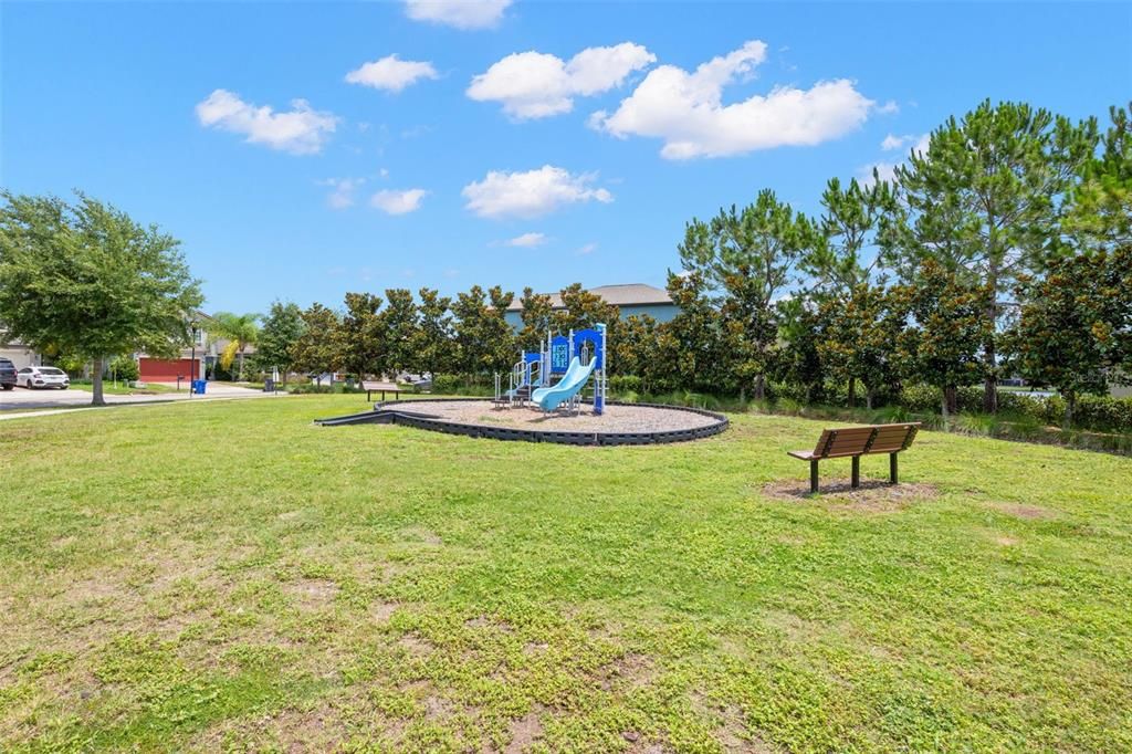 En Venta: $339,900 (3 camas, 2 baños, 2375 Pies cuadrados)
