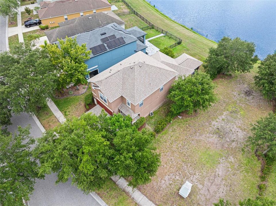 En Venta: $339,900 (3 camas, 2 baños, 2375 Pies cuadrados)