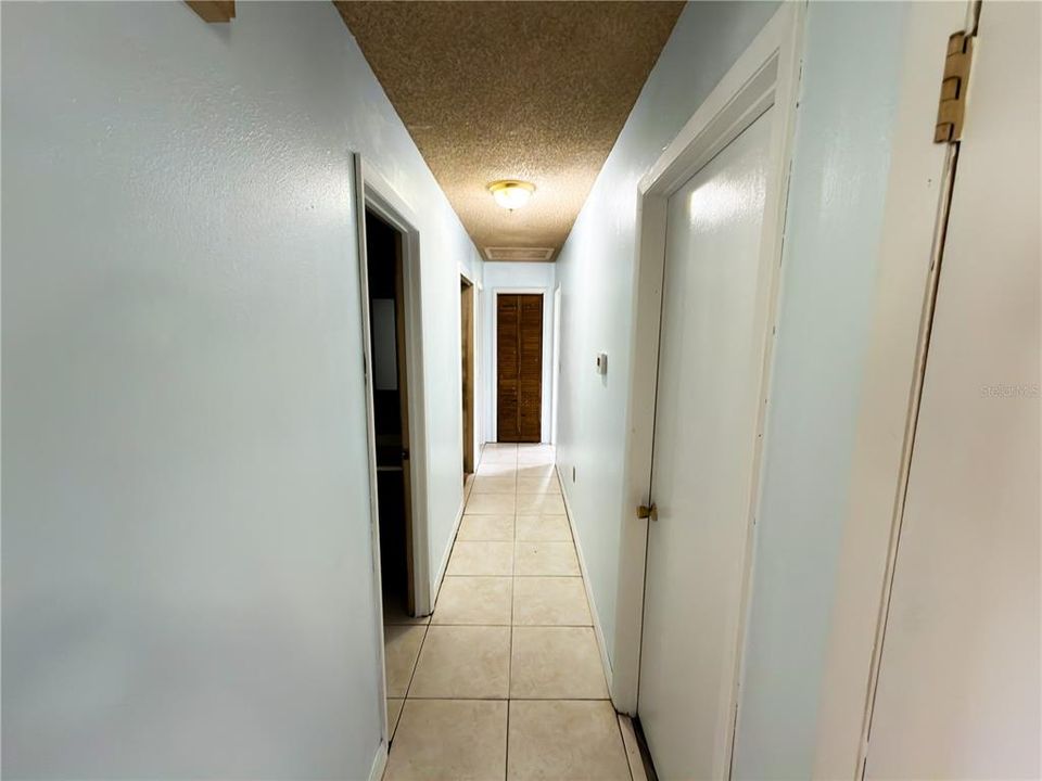 For Sale: $250,000 (4 beds, 2 baths, 1698 Square Feet)