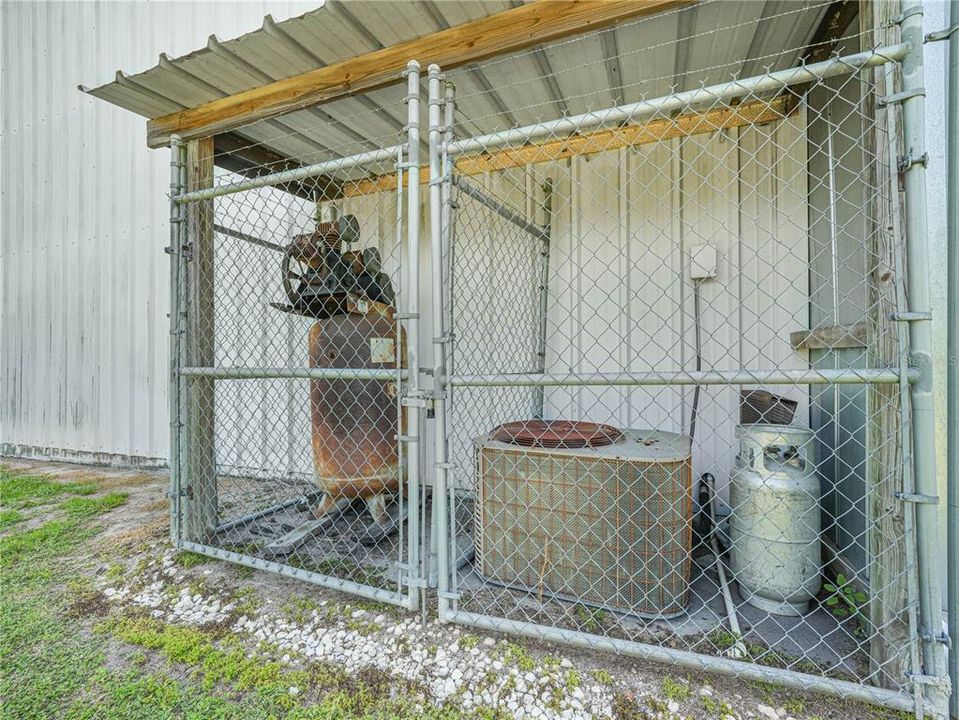 For Sale: $950,000 (0 beds, 0 baths, 6000 Square Feet)