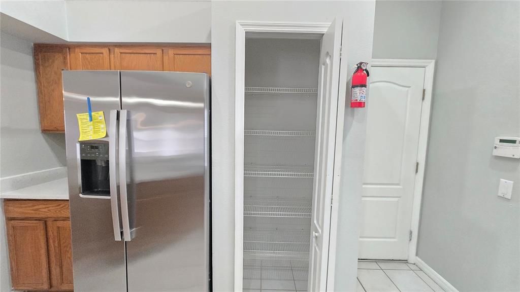 En Renta: $2,500 (4 camas, 3 baños, 1808 Pies cuadrados)