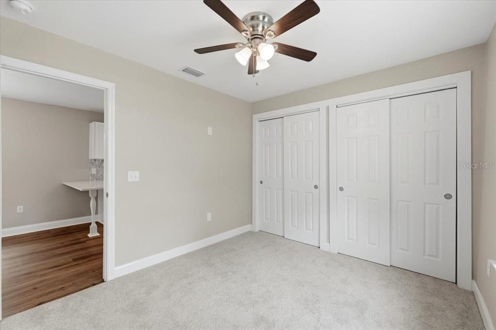 For Sale: $285,000 (3 beds, 2 baths, 1014.75 Square Feet)