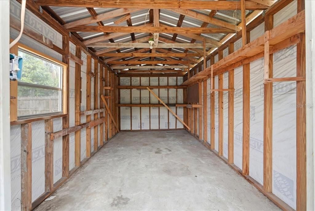 For Sale: $285,000 (3 beds, 2 baths, 1014.75 Square Feet)