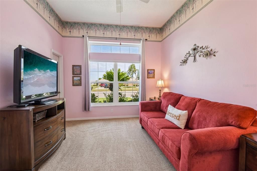 For Sale: $339,900 (2 beds, 2 baths, 1945 Square Feet)