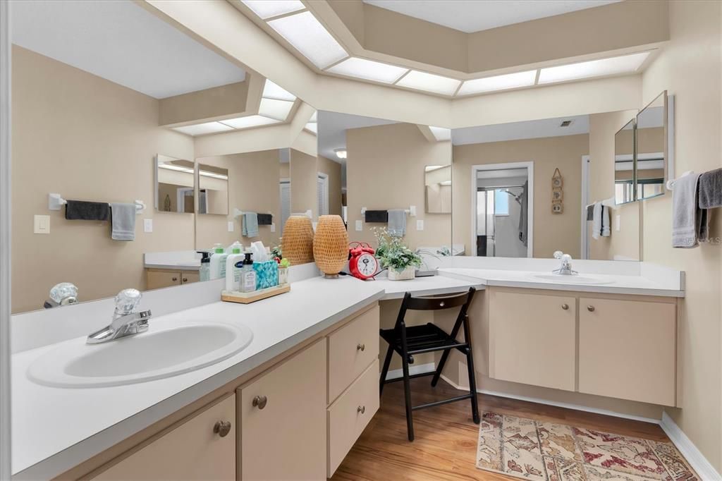 En Venta: $374,900 (3 camas, 2 baños, 1833 Pies cuadrados)
