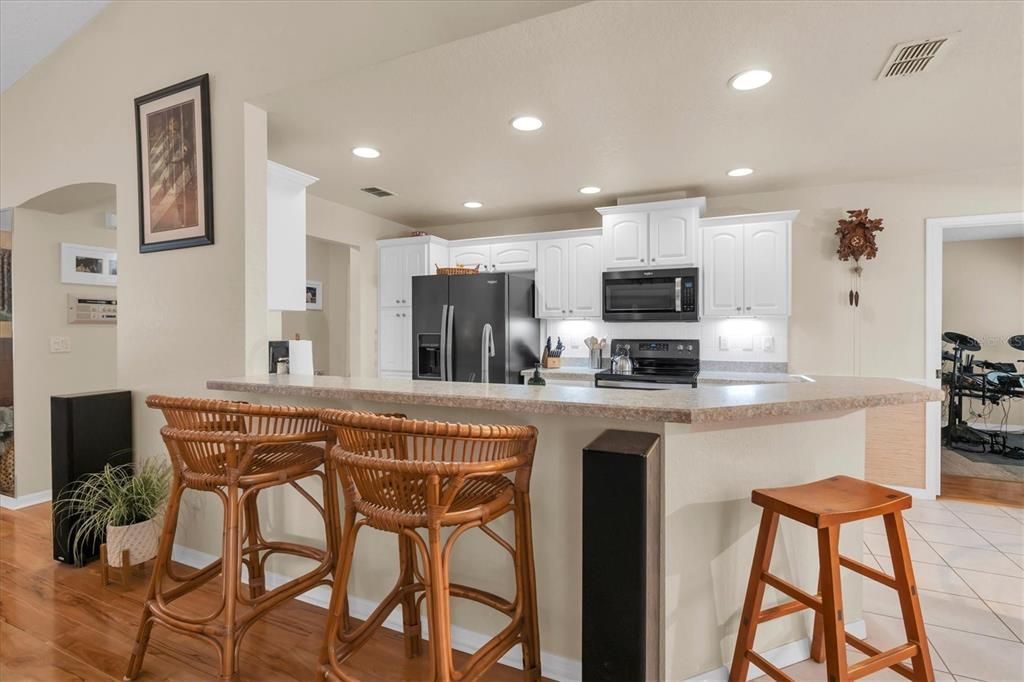 En Venta: $374,900 (3 camas, 2 baños, 1833 Pies cuadrados)