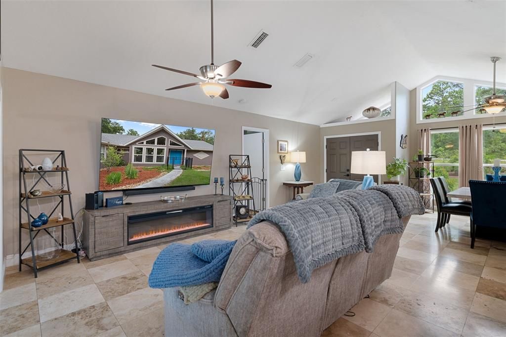 For Sale: $485,000 (3 beds, 2 baths, 1668 Square Feet)
