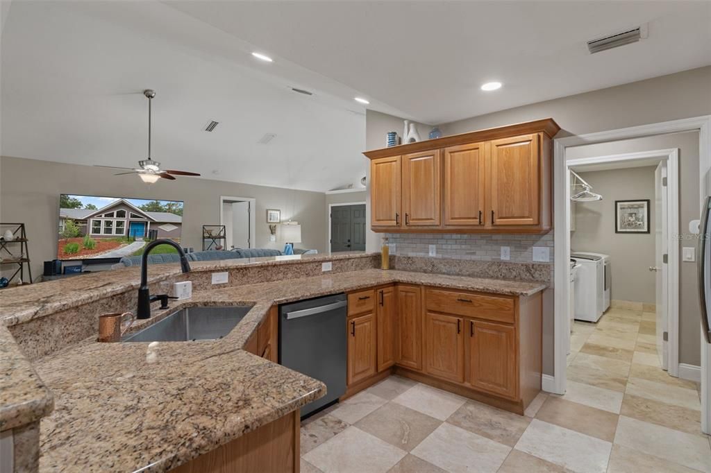 For Sale: $485,000 (3 beds, 2 baths, 1668 Square Feet)