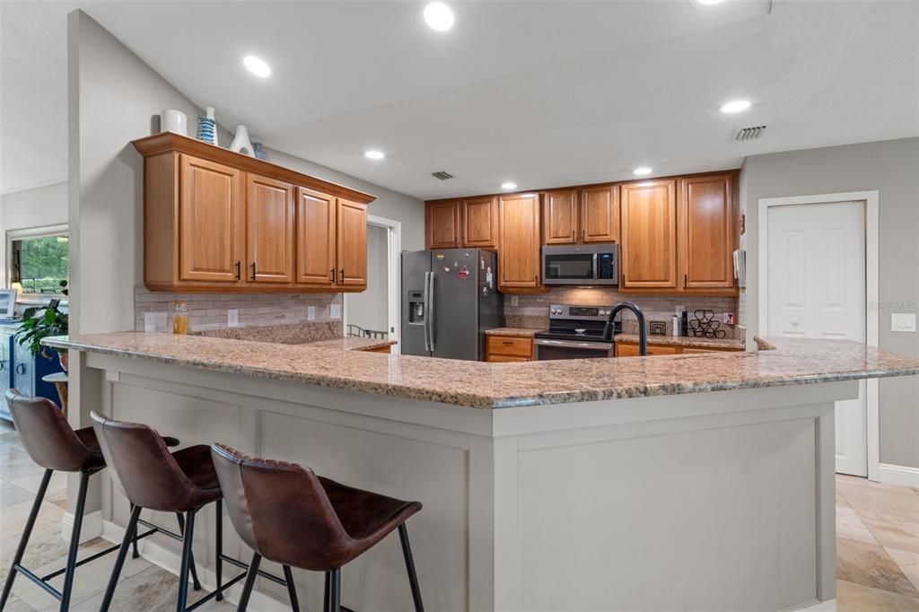 For Sale: $485,000 (3 beds, 2 baths, 1668 Square Feet)
