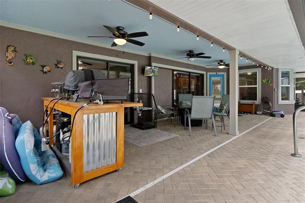 For Sale: $485,000 (3 beds, 2 baths, 1668 Square Feet)