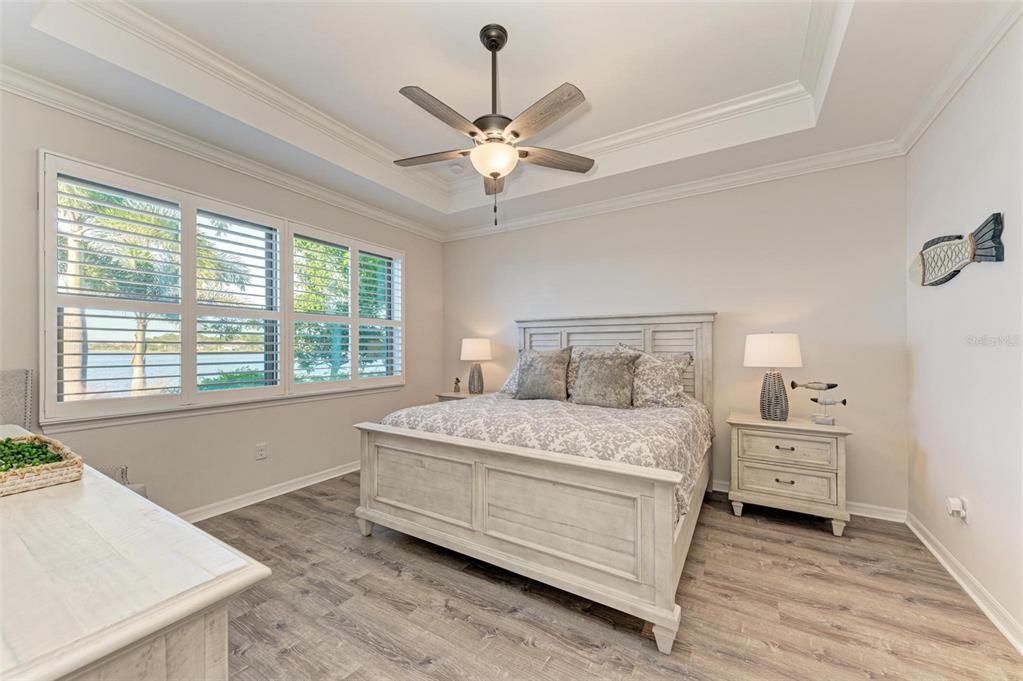 For Sale: $644,900 (3 beds, 2 baths, 1996 Square Feet)