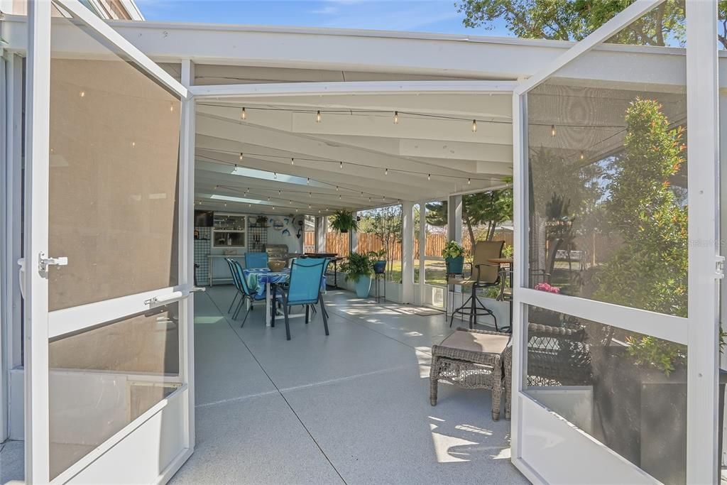 En Venta: $719,000 (4 camas, 0 baños, 2631 Pies cuadrados)