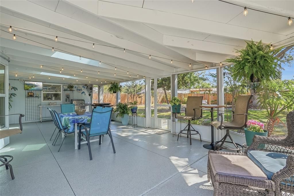 En Venta: $719,000 (4 camas, 0 baños, 2631 Pies cuadrados)