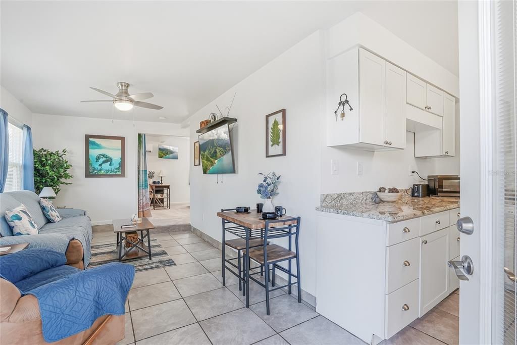 En Venta: $719,000 (4 camas, 0 baños, 2631 Pies cuadrados)