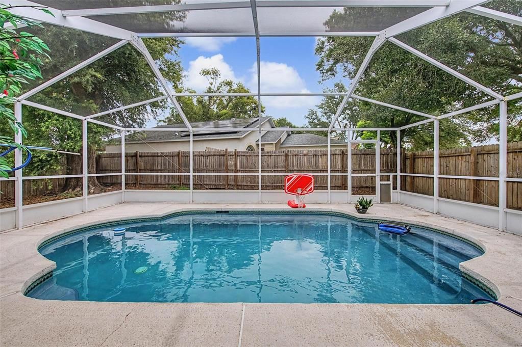 For Sale: $370,000 (3 beds, 2 baths, 1548 Square Feet)