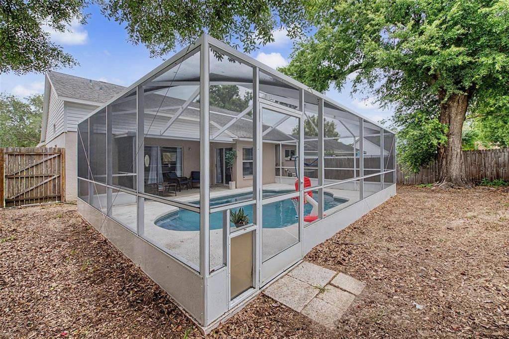 For Sale: $370,000 (3 beds, 2 baths, 1548 Square Feet)