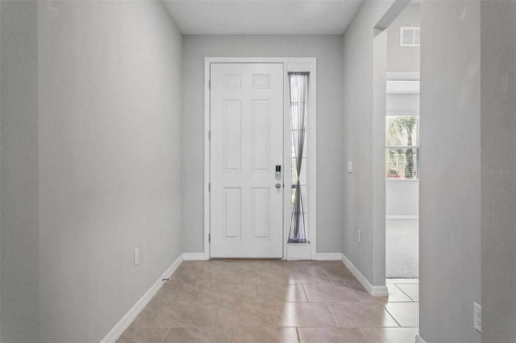 For Sale: $444,900 (4 beds, 2 baths, 2037 Square Feet)