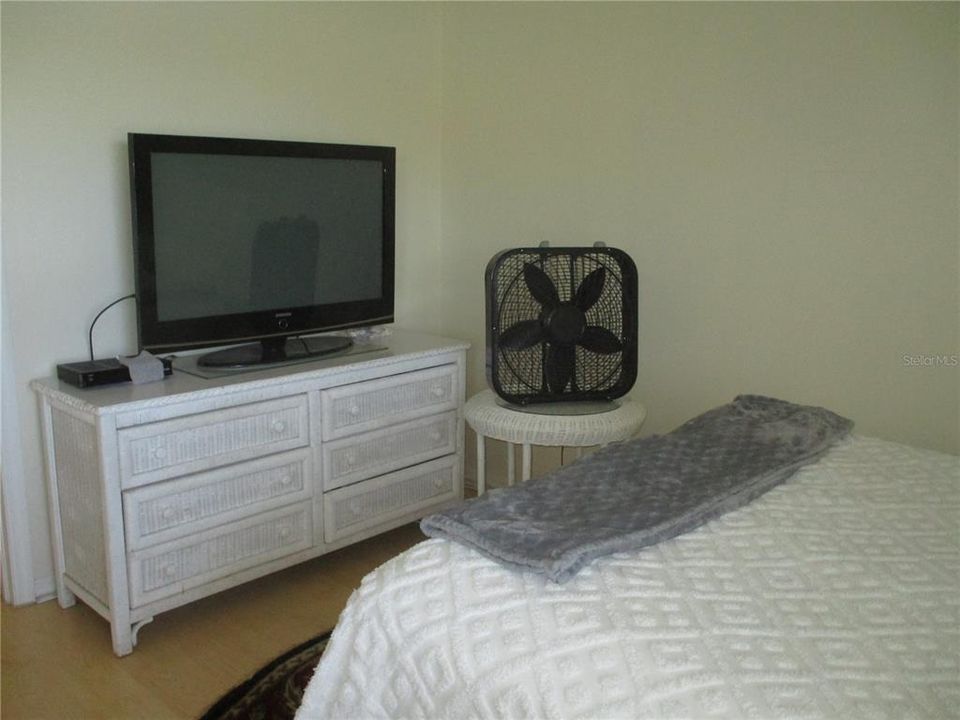 В аренду: $1,850 (2 спален, 2 ванн, 1125 Квадратных фут)