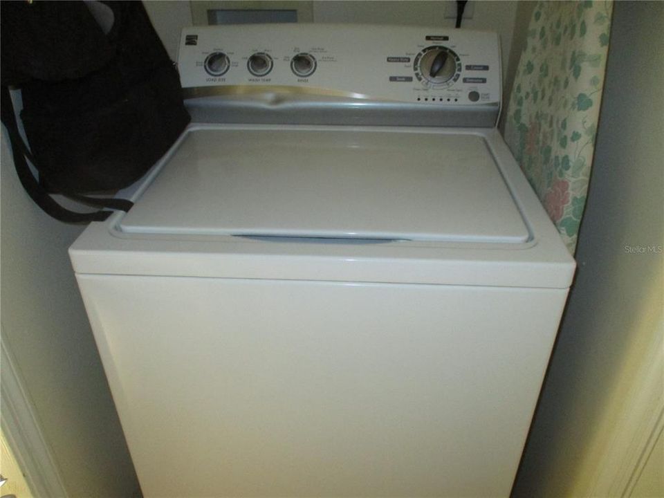 В аренду: $1,850 (2 спален, 2 ванн, 1125 Квадратных фут)