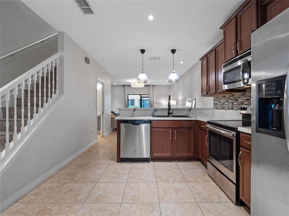 En Venta: $249,999 (2 camas, 2 baños, 1144 Pies cuadrados)