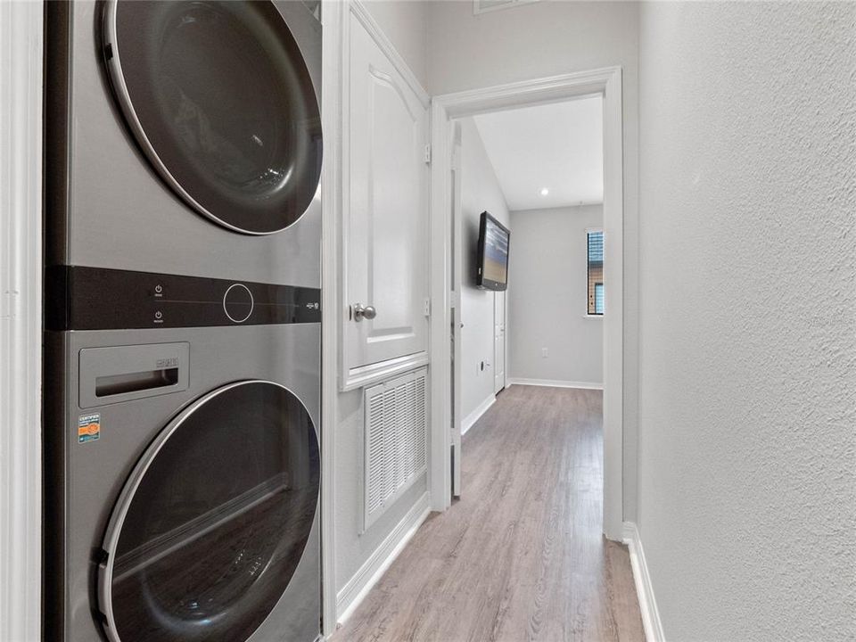 En Venta: $249,999 (2 camas, 2 baños, 1144 Pies cuadrados)