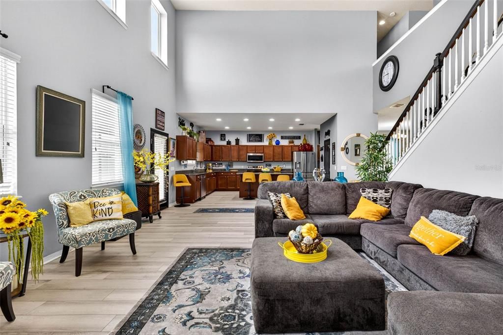 For Sale: $435,000 (4 beds, 3 baths, 3152 Square Feet)