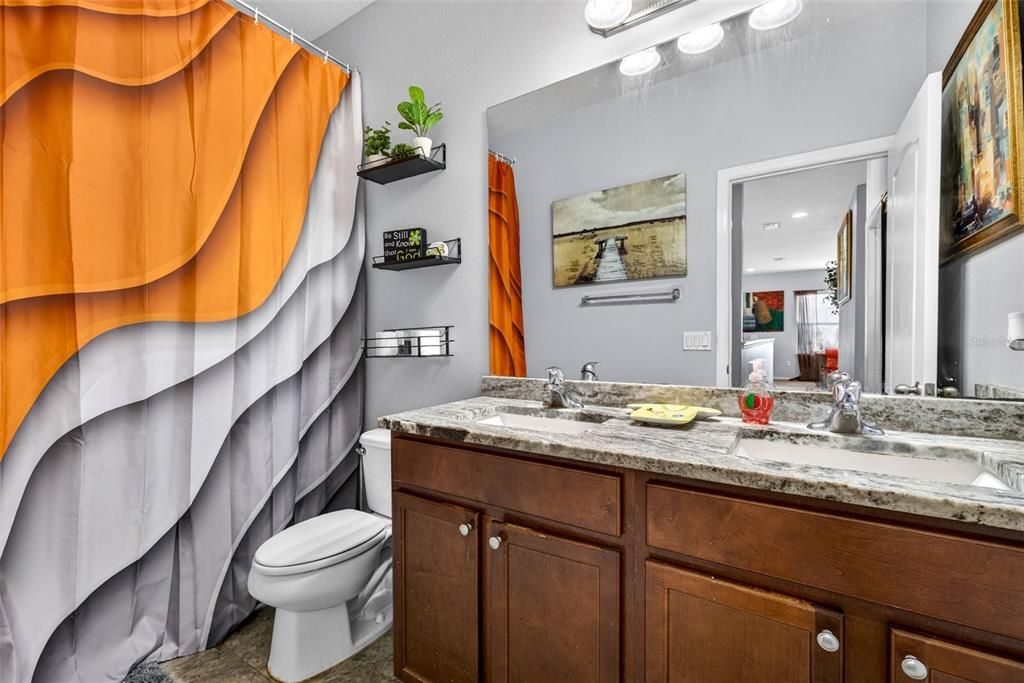 For Sale: $435,000 (4 beds, 3 baths, 3152 Square Feet)