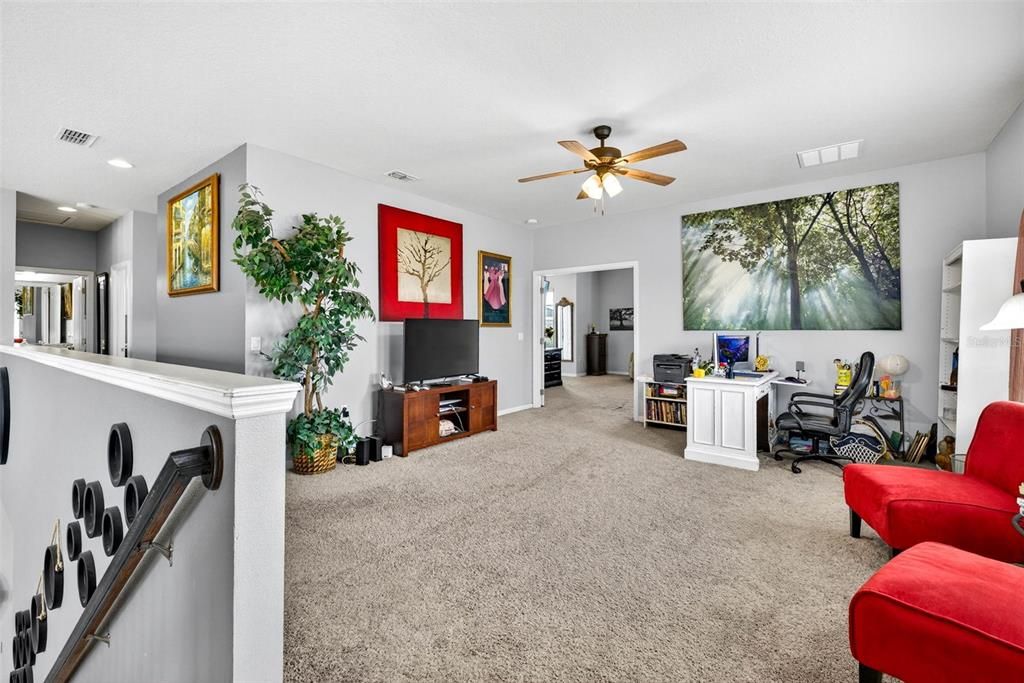 For Sale: $435,000 (4 beds, 3 baths, 3152 Square Feet)
