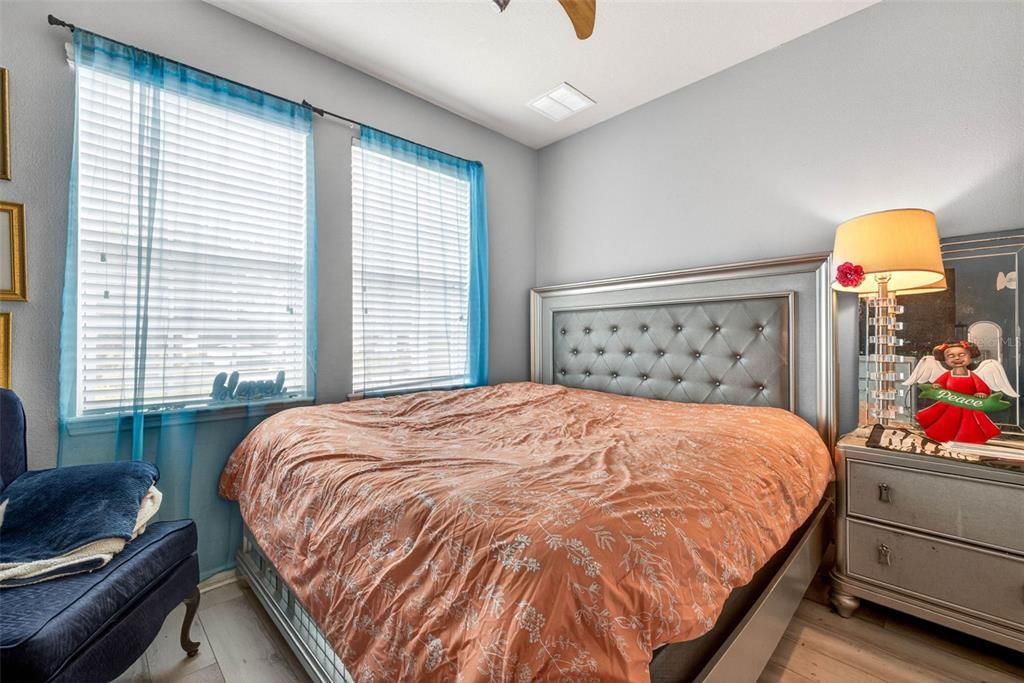 For Sale: $435,000 (4 beds, 3 baths, 3152 Square Feet)