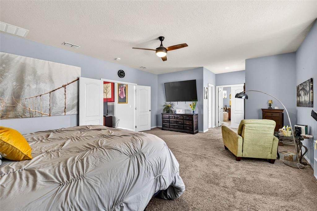 For Sale: $435,000 (4 beds, 3 baths, 3152 Square Feet)