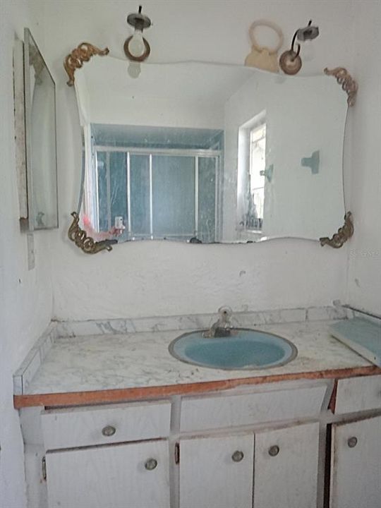 For Sale: $315,000 (3 beds, 2 baths, 1803 Square Feet)