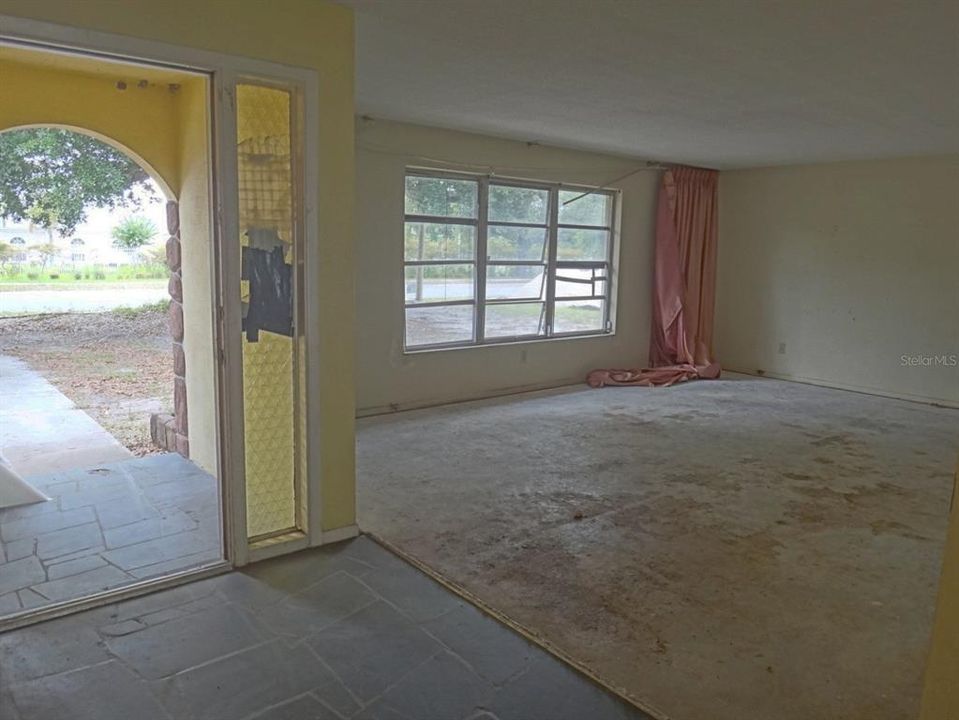 For Sale: $315,000 (3 beds, 2 baths, 1803 Square Feet)