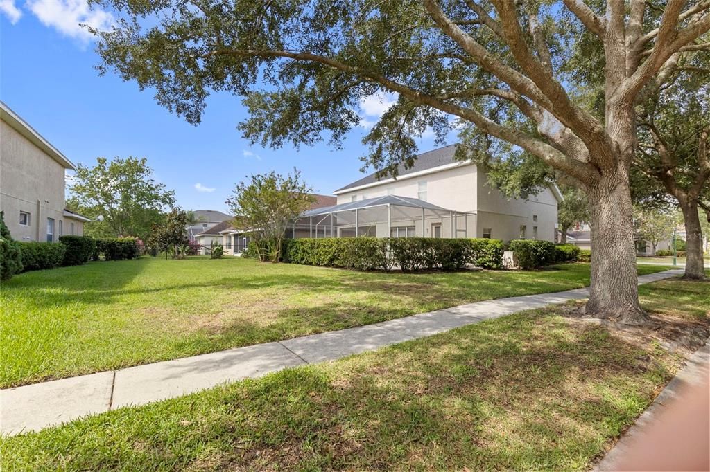 For Sale: $630,000 (5 beds, 3 baths, 3221 Square Feet)